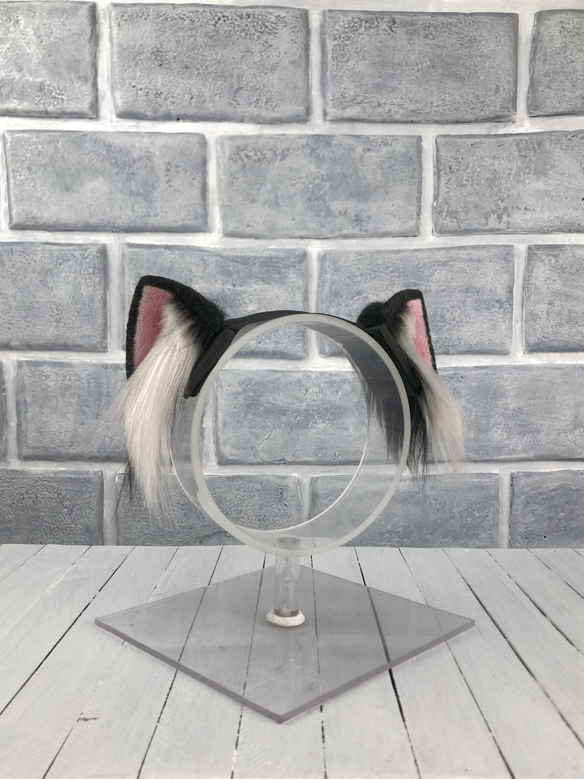 Classic Magnetic Cat Faux Fur Ears - Image 2
